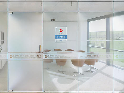 指示牌及防撞贴
