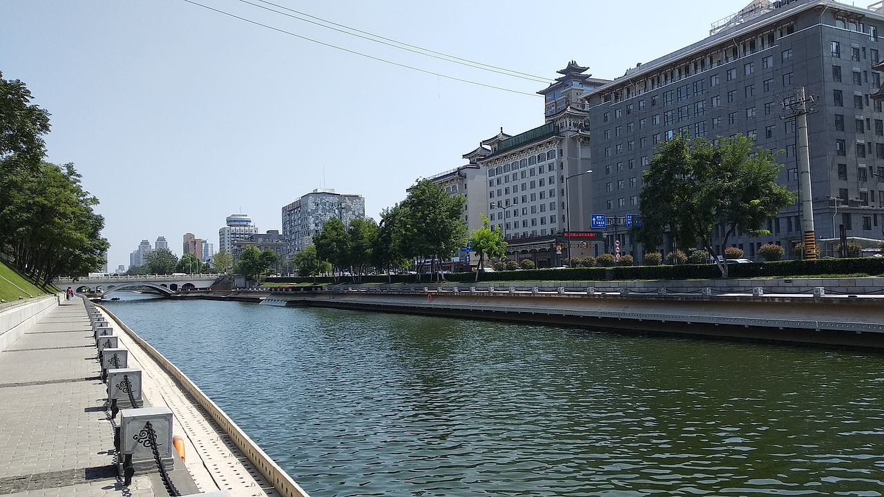 手机摄影《城墙下的风光》（图ZOTU4MDY5MDQ=） - 环境/建筑摄影 - 站酷设计师街尾熱吻原创素材 - 站酷ZCOOL