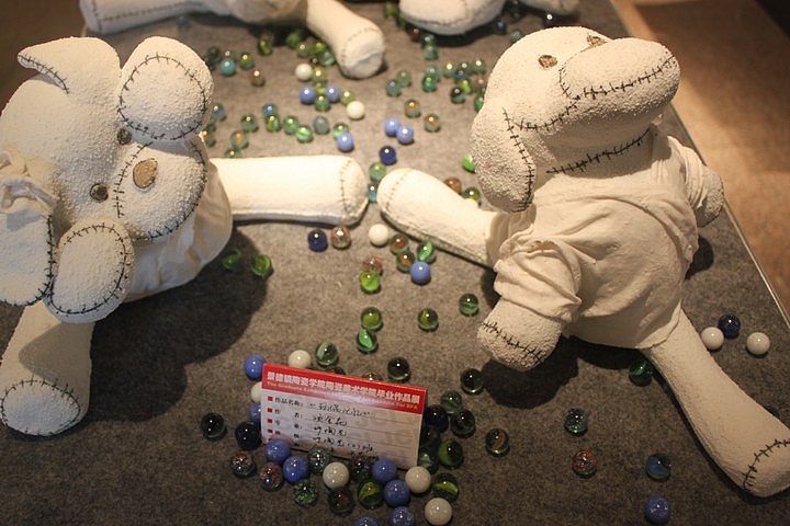 2013届景德镇陶瓷学院陶艺毕业展