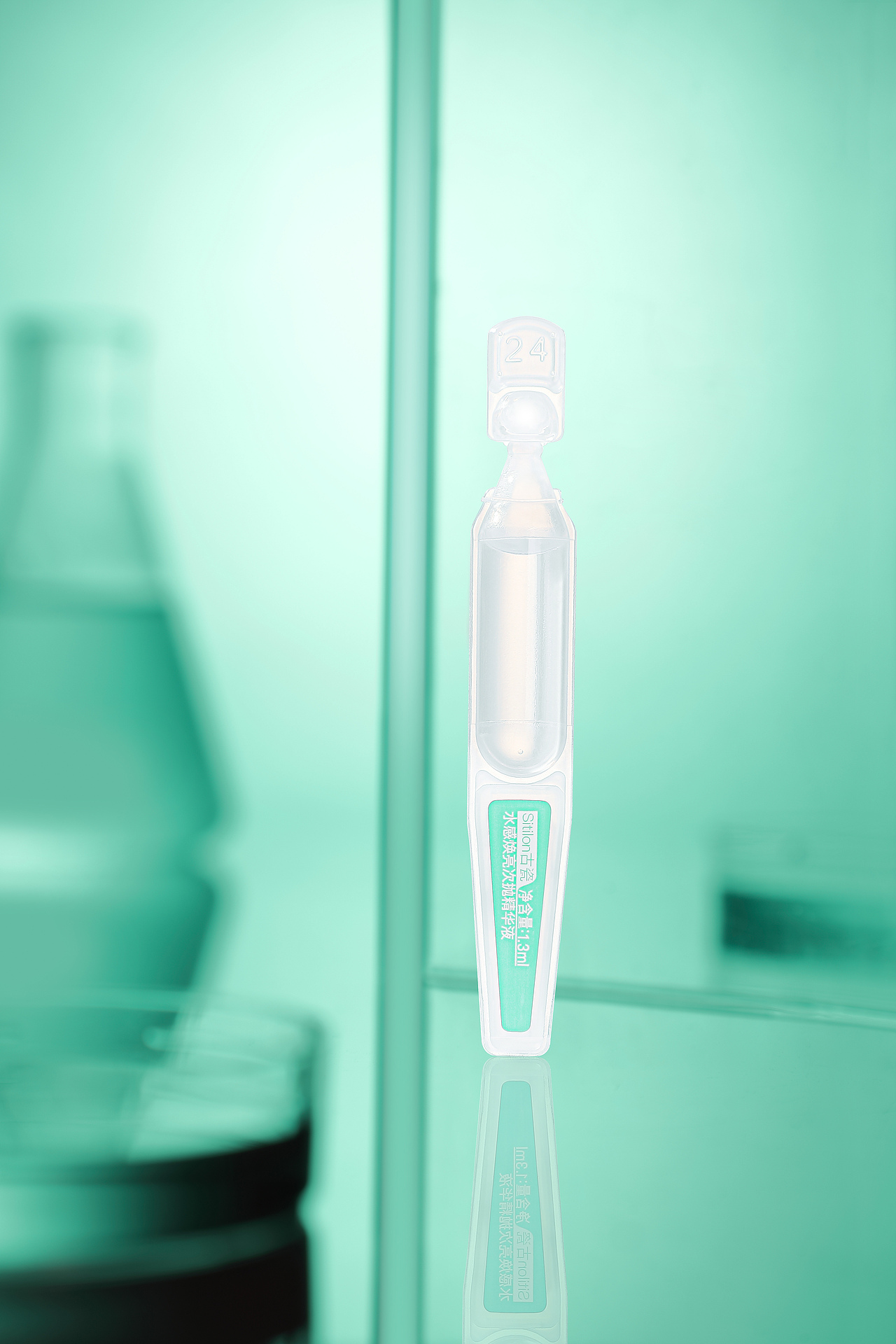 静物视频平面作品分享 / 次抛原液