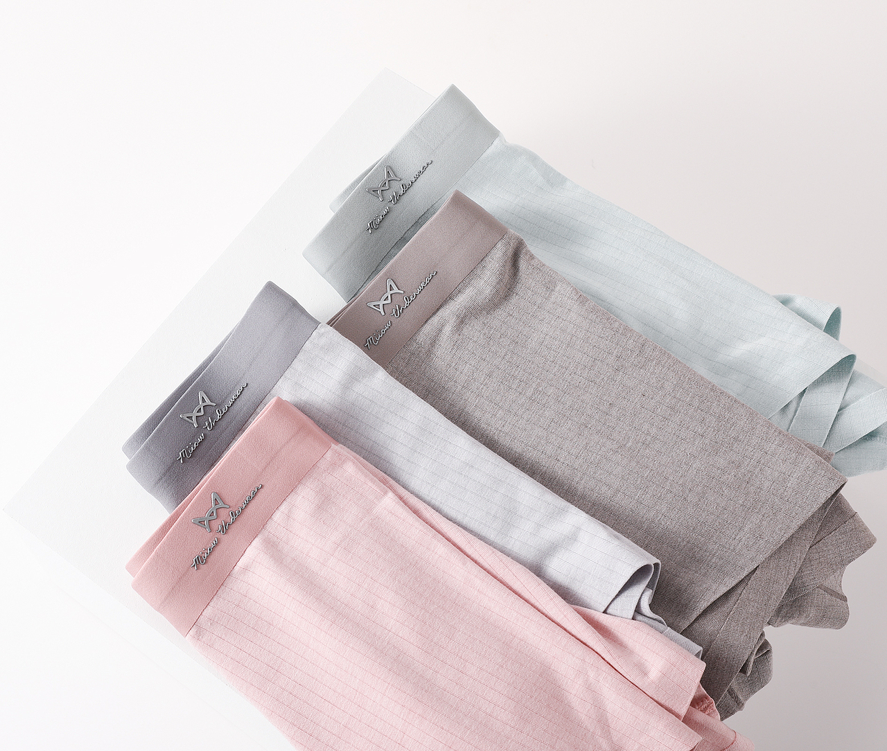 猫人内裤静物拍摄 男士短裤拍摄（图ZMjQxMTMwNzcy） - 产品摄影 - 站酷设计师科润商业摄影师原创素材 - 站酷ZCOOL