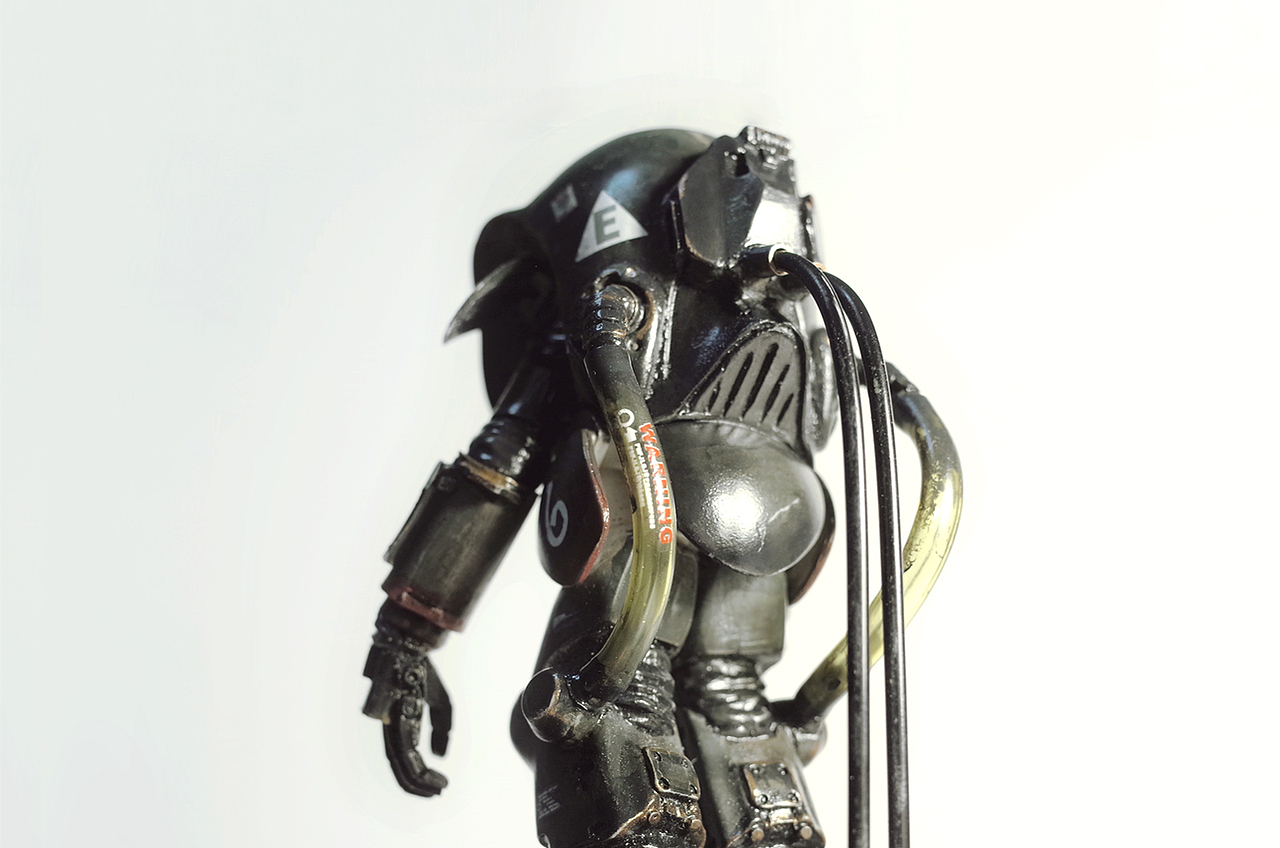 THE DOGS OF WAR - 中年苦手的手工劳技课 (横山宏 MA.K 喷涂改造作品)