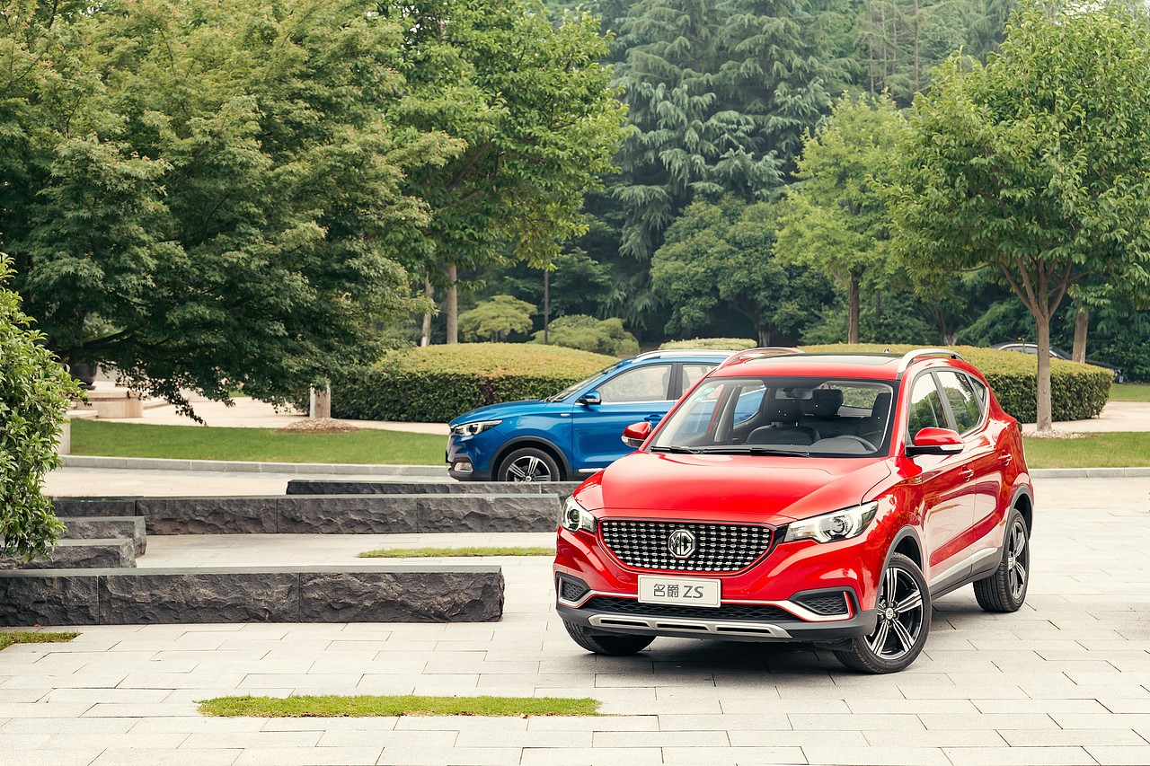 汽车——名爵ZS 车队（图ZODY3MjAyMTI=） - 产品摄影 - 站酷设计师糊叔原创素材 - 站酷ZCOOL