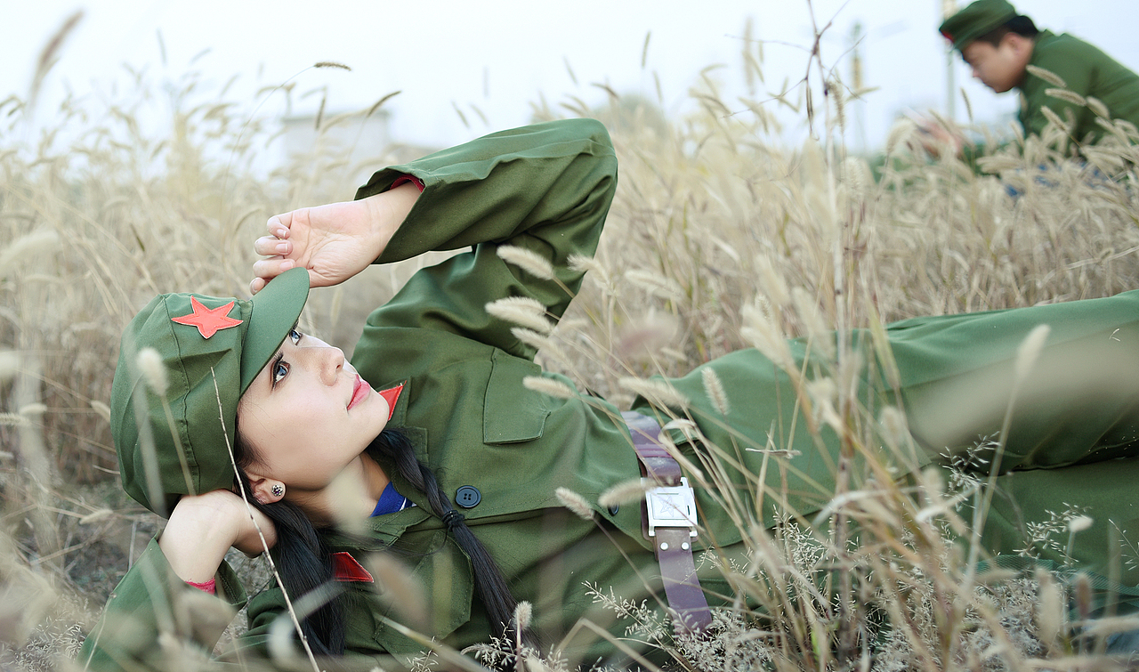 best小霞-军装（图ZNjMzNjA2NDg=） - 人像摄影 - 站酷设计师best小霞原创素材 - 站酷ZCOOL