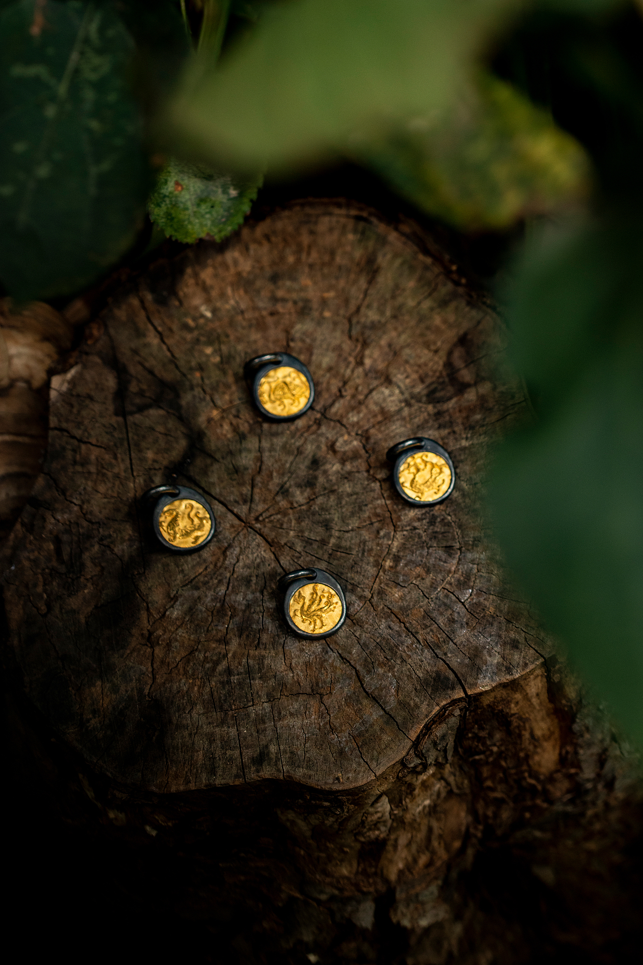 有意思出品 | 文玩产品摄影 | 四神兽金吊坠