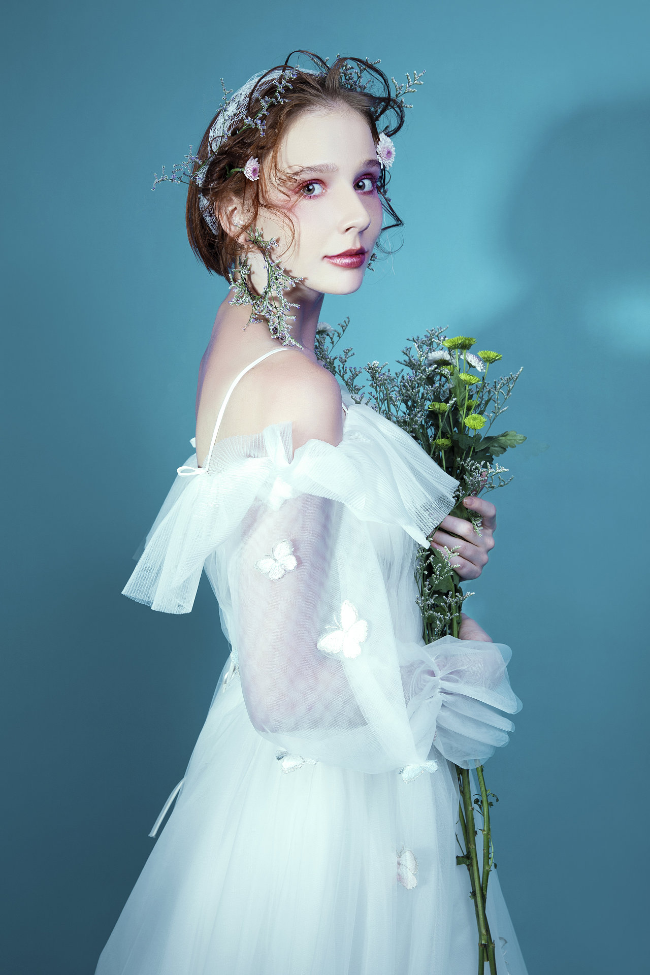 花仙子一般的妆面写真