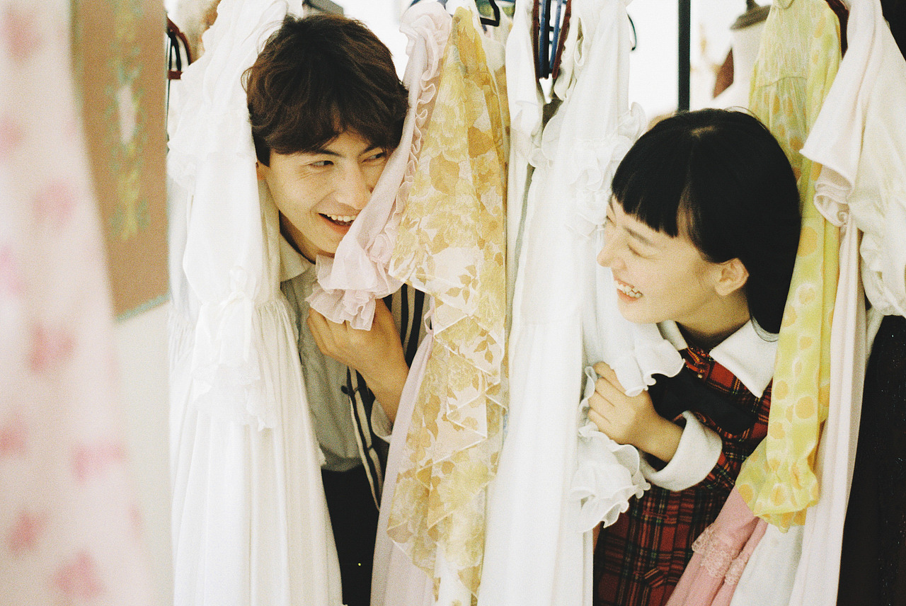 合影留念（图ZMTEwNDkzNjIw） - 人像摄影 - 站酷设计师NiccoCai原创素材 - 站酷ZCOOL