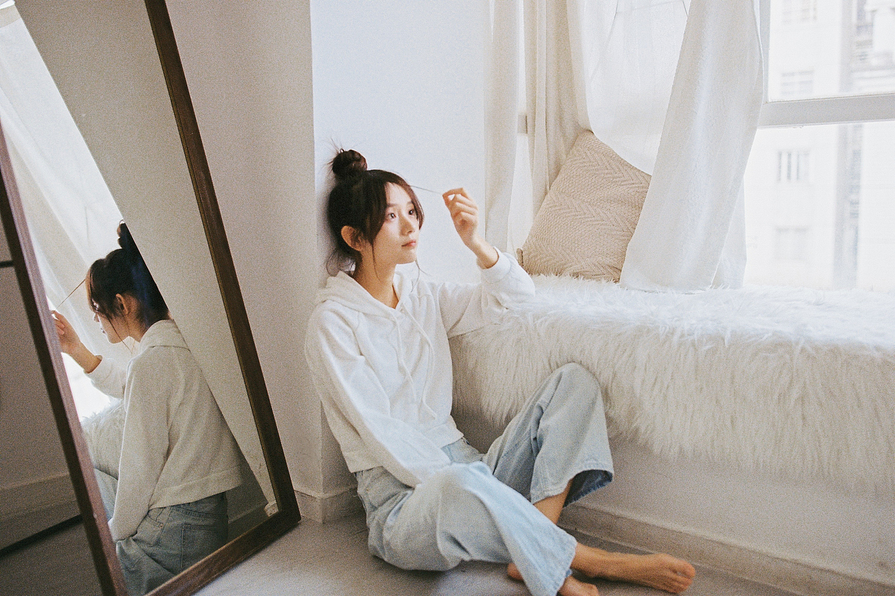 熠熠生辉（图ZMjQwNjIwMDY0） - 人像摄影 - 站酷设计师何依穗原创素材 - 站酷ZCOOL