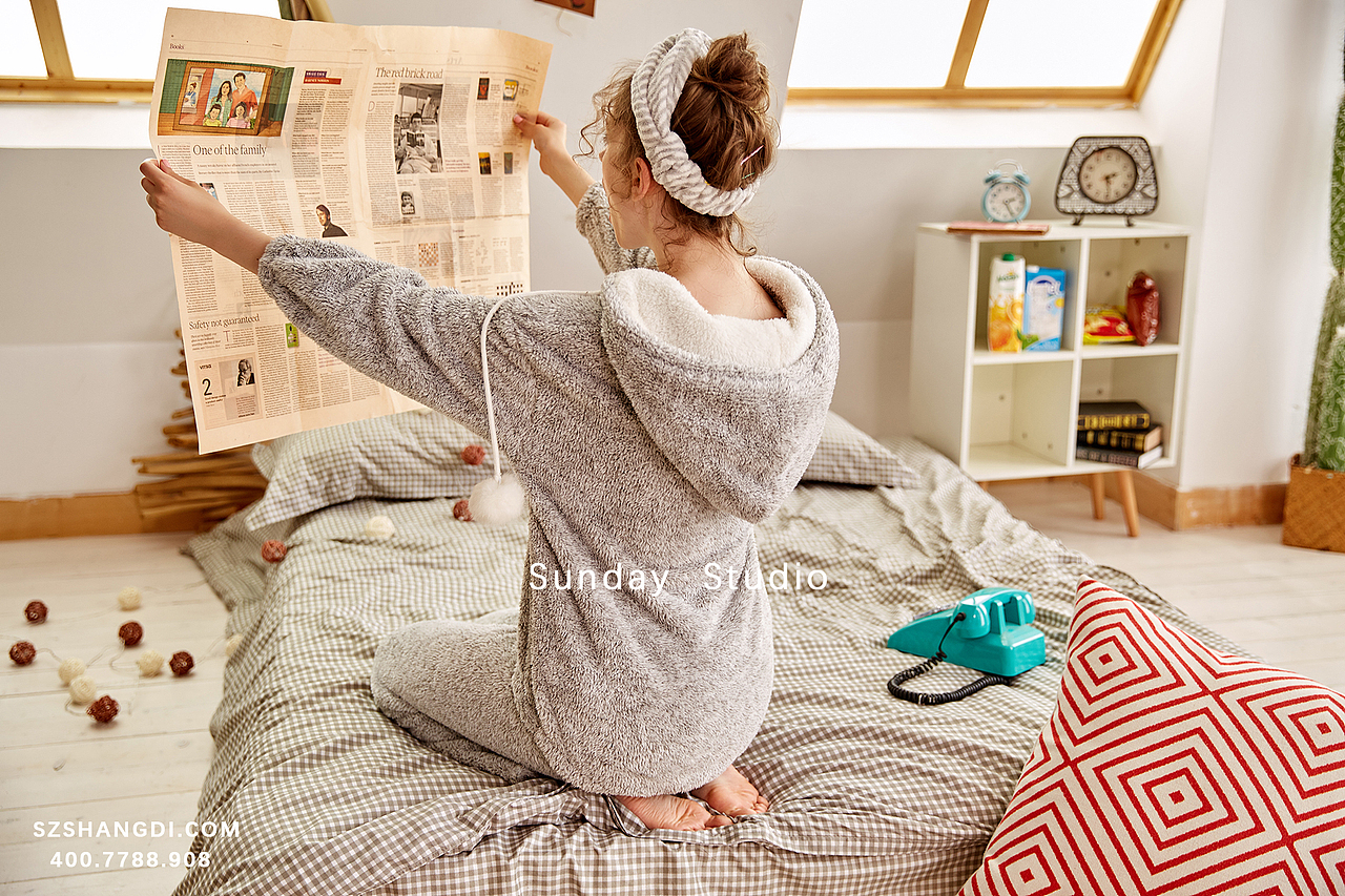 我可以大笑着在街上奔跑吗 | 尚帝视觉（图ZMTM1NjY1ODQ0） - 时尚/艺术摄影 - 站酷设计师深圳尚帝视觉原创素材 - 站酷ZCOOL