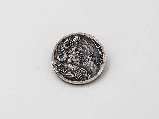 纯银手工雕刻金属微雕流浪币艺术品