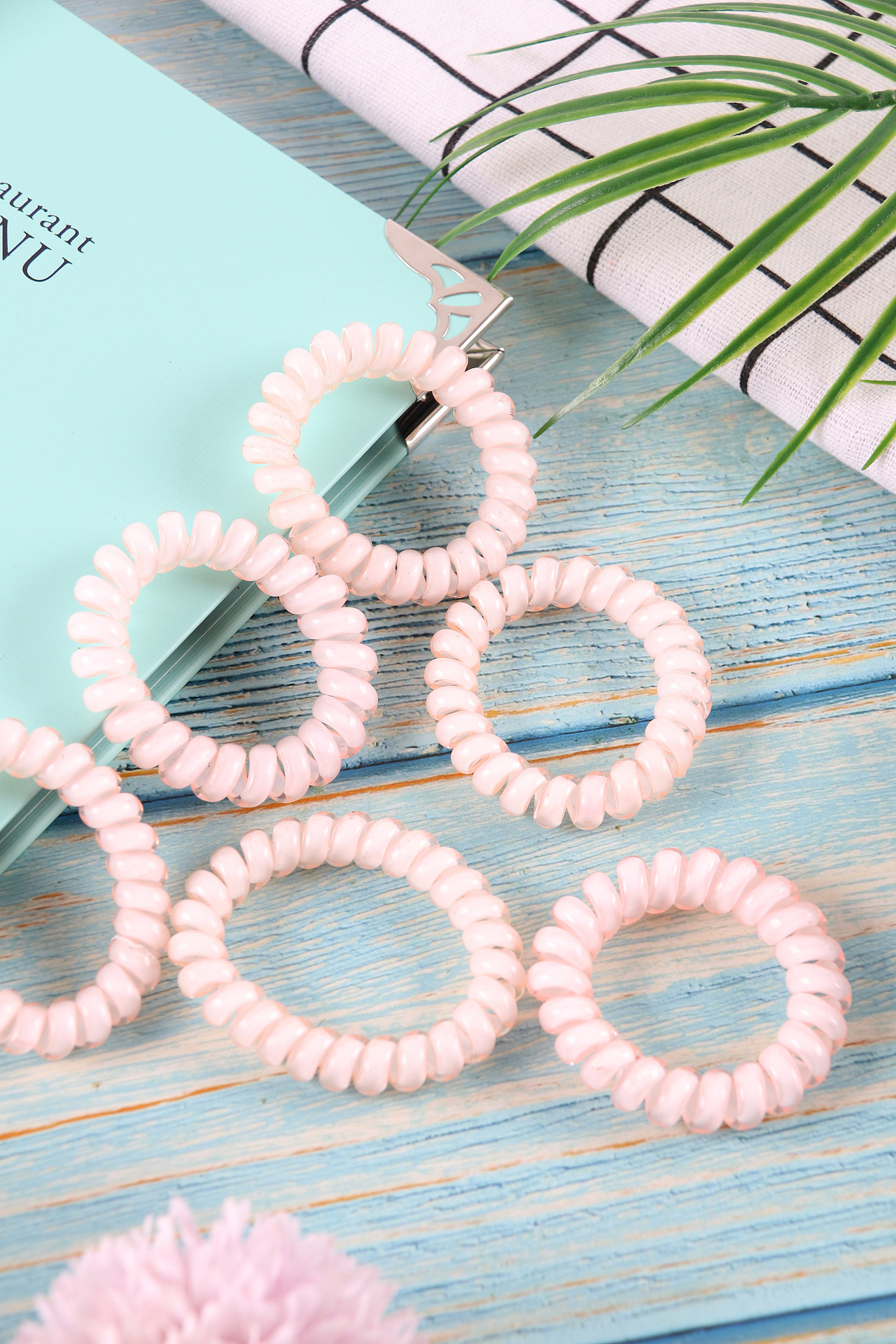 B01服饰配件\C99-其他\V02电话线发圈X1（图ZMjU1NDQ5NzEy） - 产品摄影 - 站酷设计师图海网原创素材 - 站酷ZCOOL