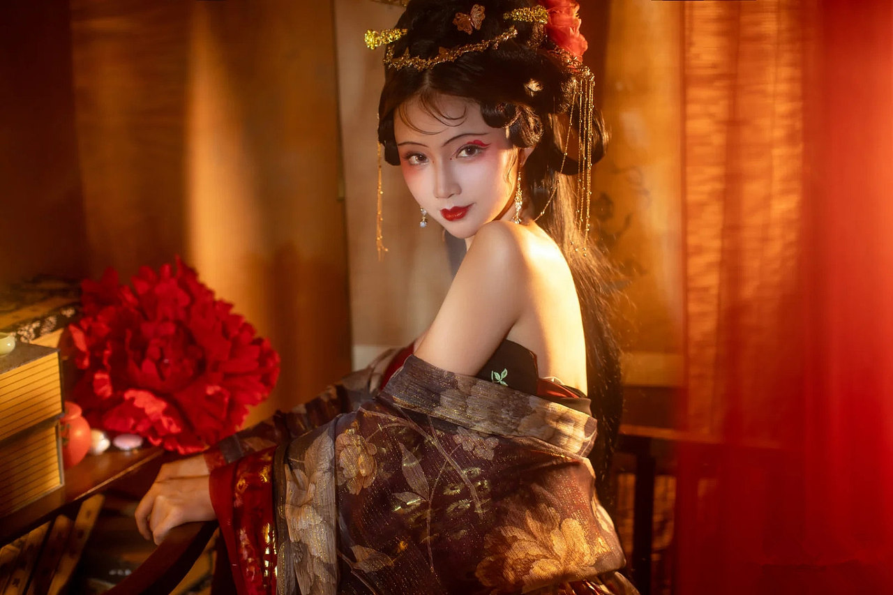  潍坊化妆学校|化妆培训|尚优国际美妆学校