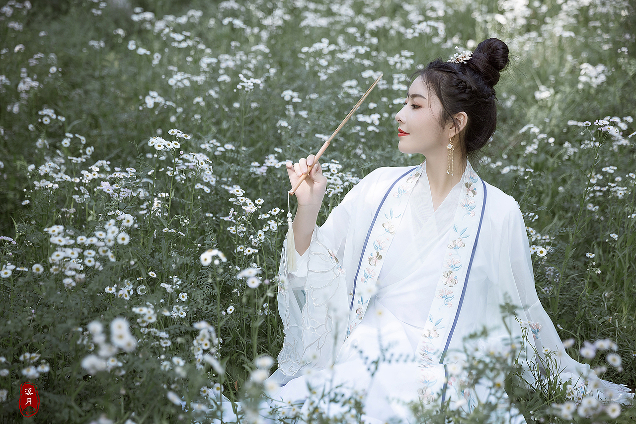 春风又绿江南岸（图ZMjU0NDQ4ODUy） - 人像摄影 - 站酷设计师摄影师溪月原创素材 - 站酷ZCOOL