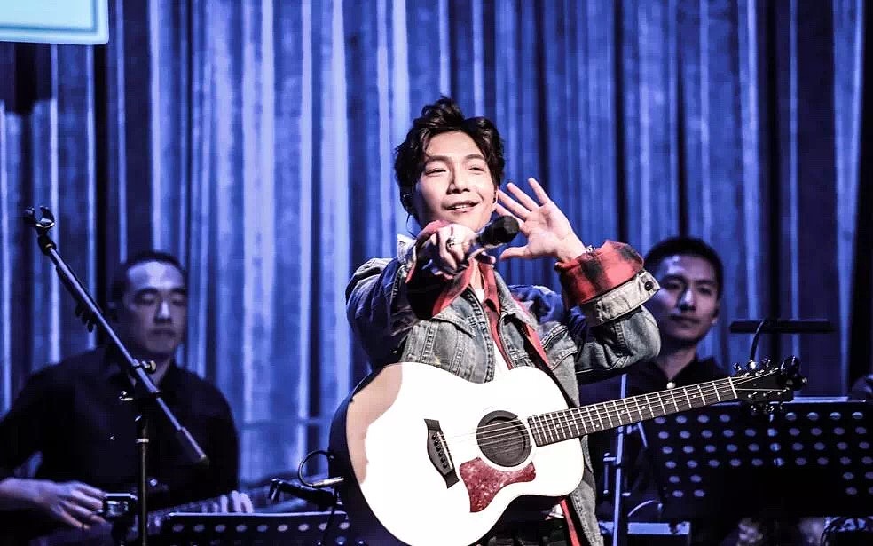 【陈楚生】1/7音乐会平面设计（已商用）（图ZMTE4OTQxOTM2） - 海报 - 站酷设计师S1no原创素材 - 站酷ZCOOL