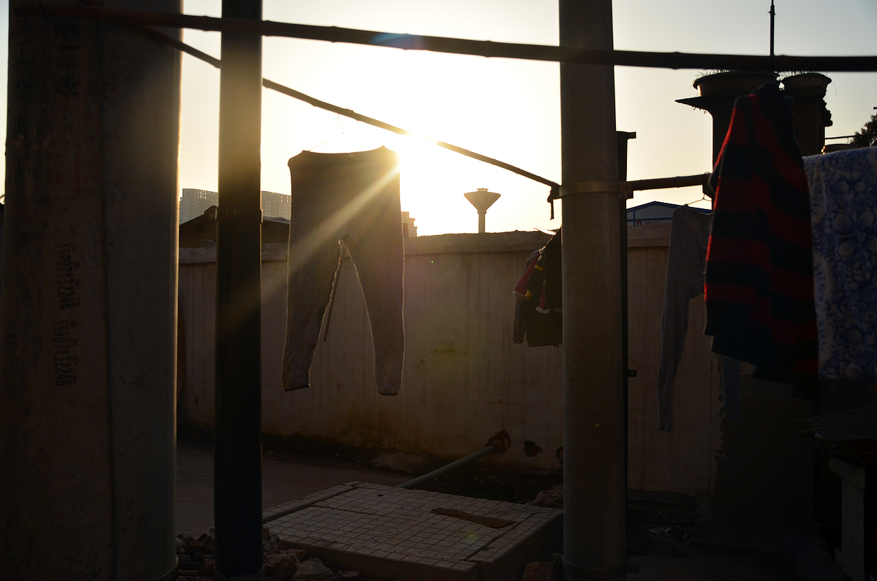 走走停停--武汉城市纪实摄影（图ZMjUwOTkxNjA=） - 人文/纪实摄影 - 站酷设计师传媒摄影人原创素材 - 站酷ZCOOL