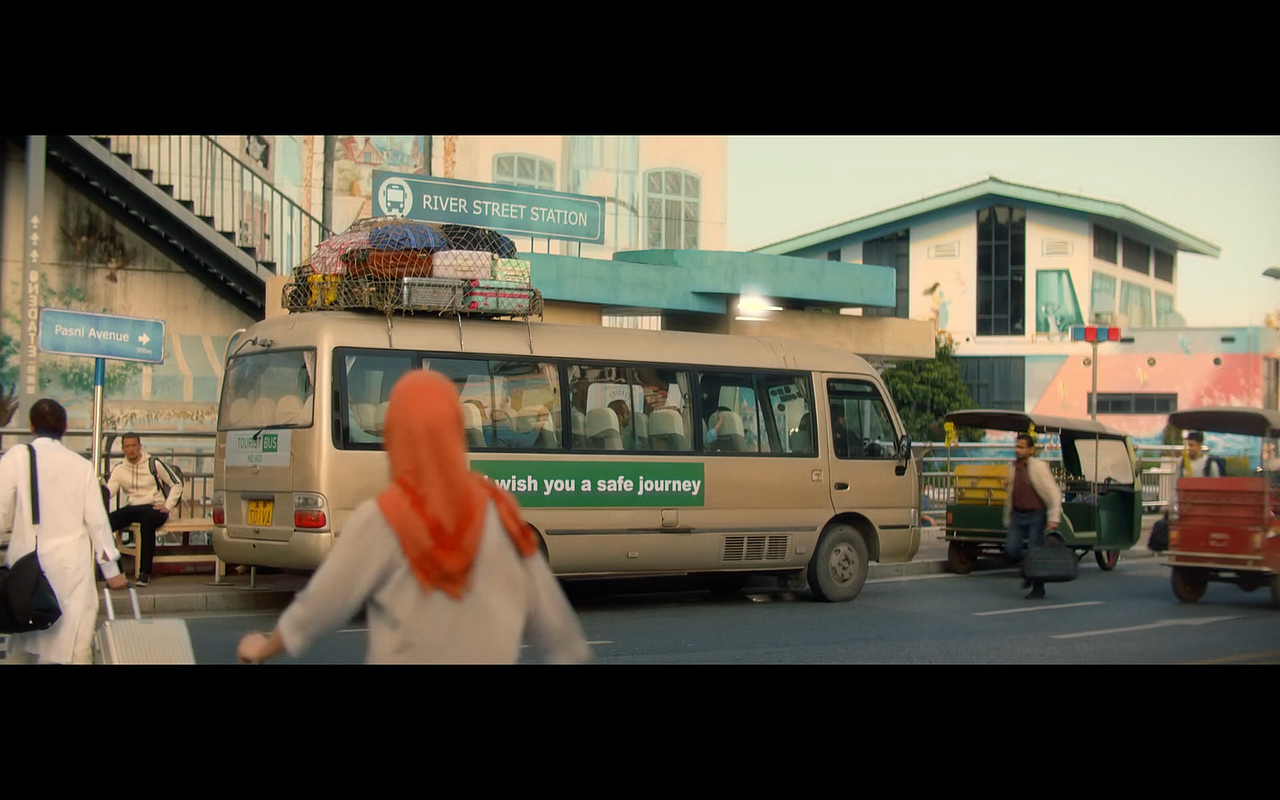 V are Gorgeous V23 ｜如何定义美 南亚海外版（图ZMjkwNDgzNjg0） - 宣传片 - 站酷设计师裂变传媒原创素材 - 站酷ZCOOL