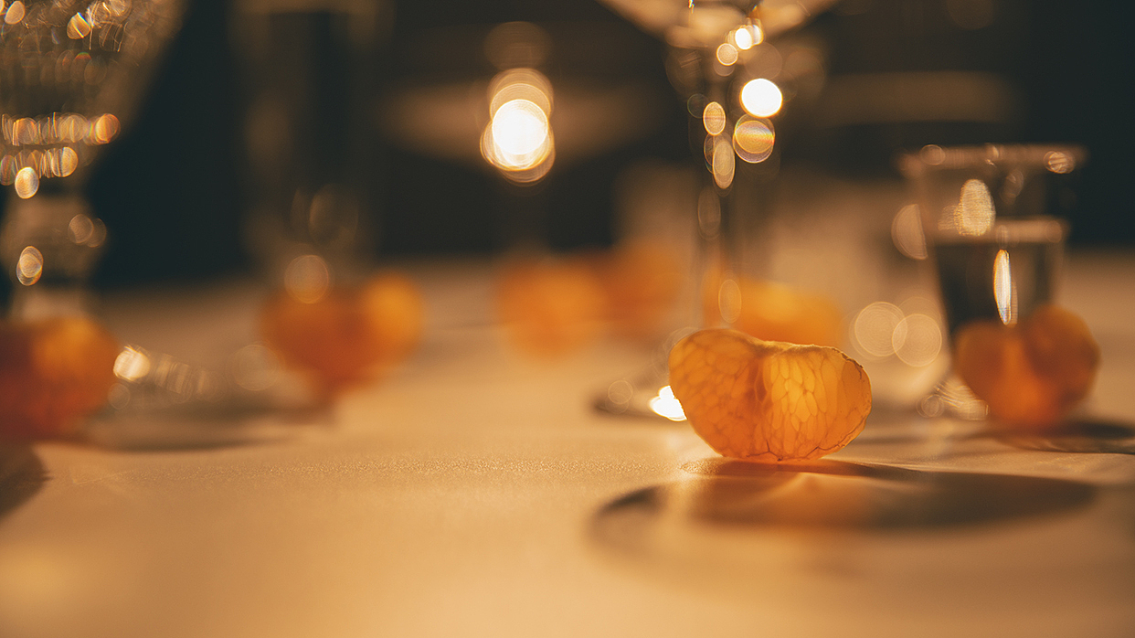 静物摄影 橘瓣和杯子（图ZMzA1OTMxMTEy） - 美食摄影 - 站酷设计师Lynn923原创素材 - 站酷ZCOOL