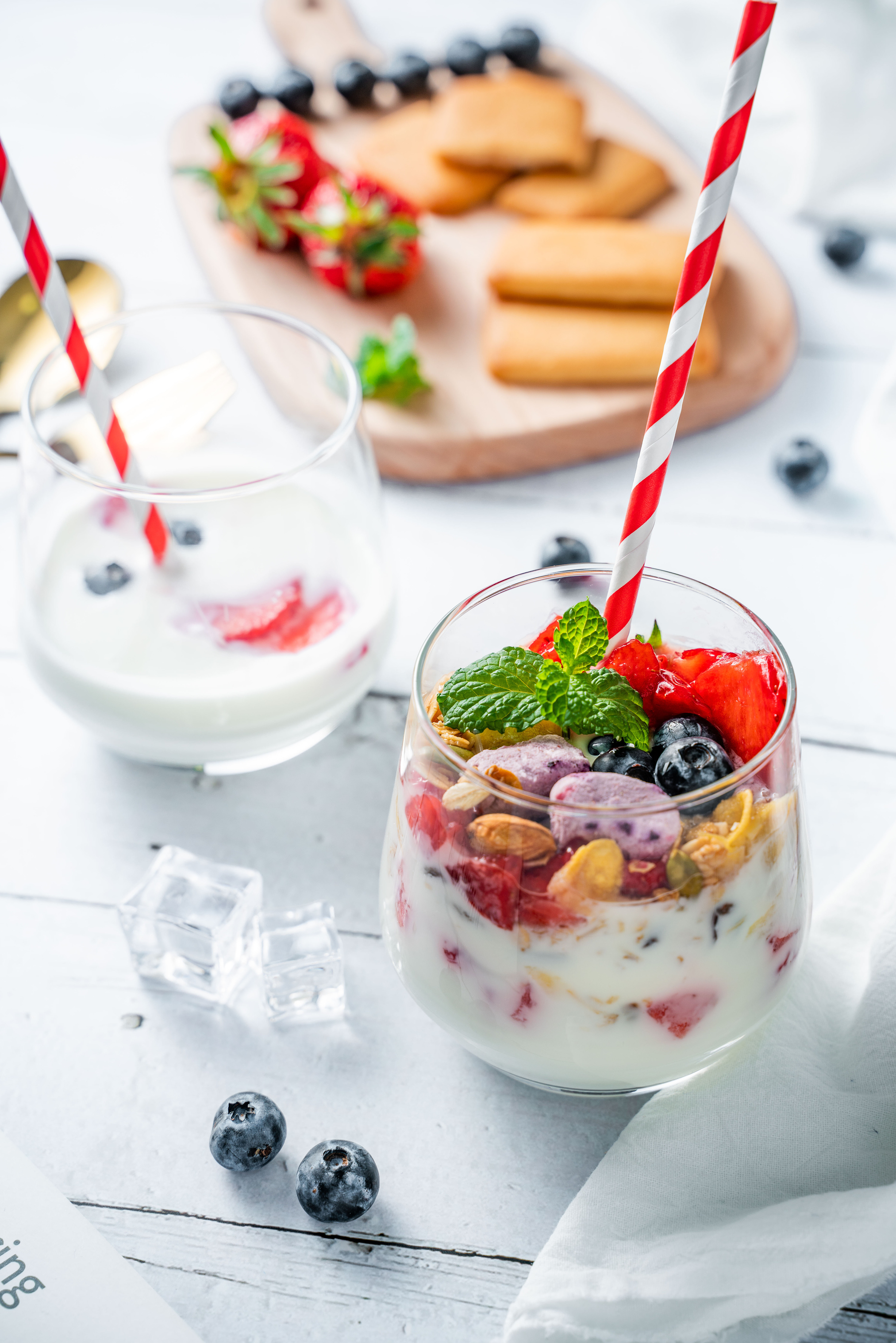 草莓酸奶(下)|摄影|静物|gento - 原创作品 - 站酷 (zcool)