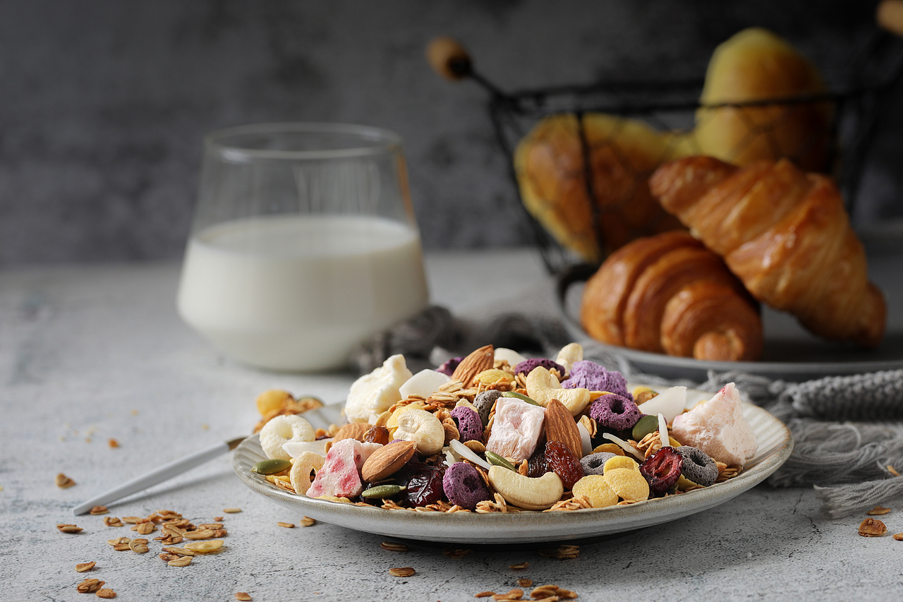 自产自销自拍的酸奶麦片