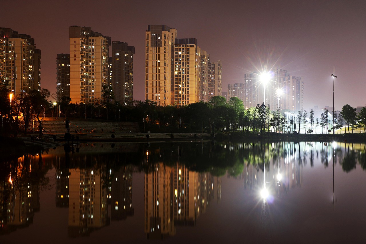 深圳有个地方叫龙岗.