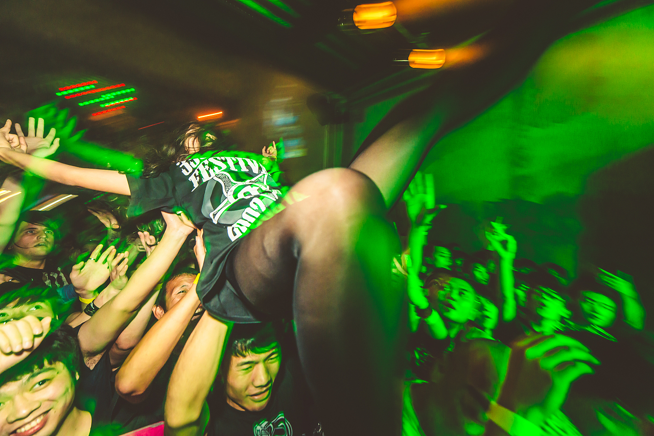 330金属音乐节广州站（图ZMjE4MTM0NDg=） - 人像摄影 - 站酷设计师凹凸蜀黍原创素材 - 站酷ZCOOL