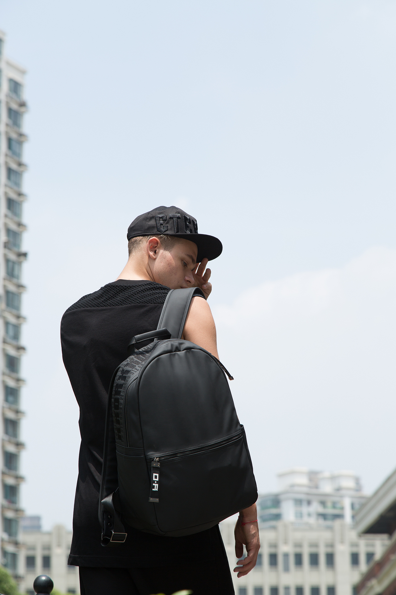 ONE REPUBLIC 16春夏型录二（图ZNTAwNzkzMDA=） - 休闲/流行服饰 - 站酷设计师hiphopjax原创素材 - 站酷ZCOOL