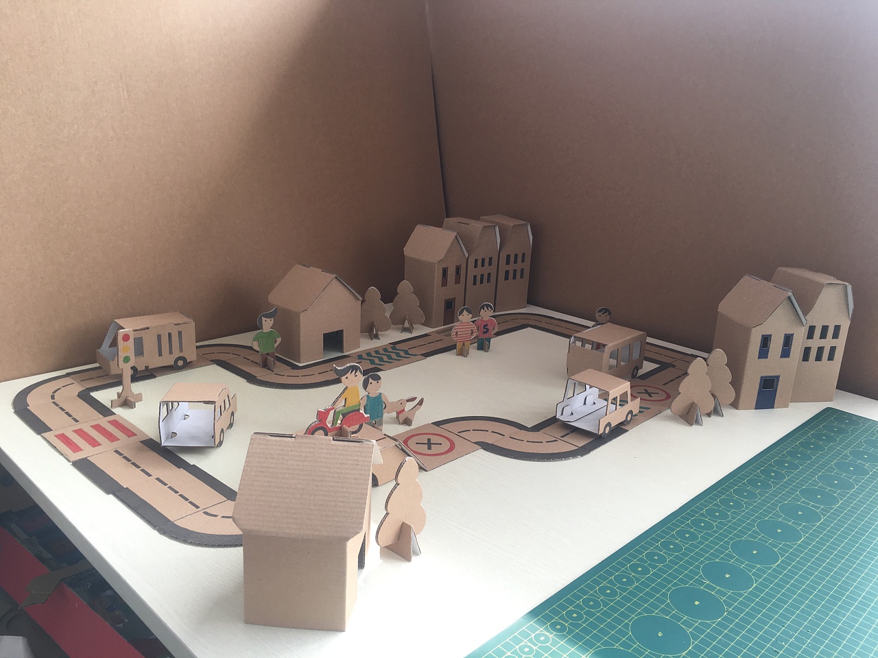 瓦楞纸桌面游戏