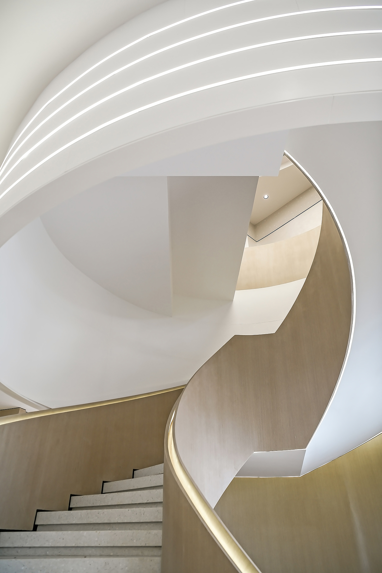 MOD墨设设计丨旭辉银盛泰·星河城售楼中心