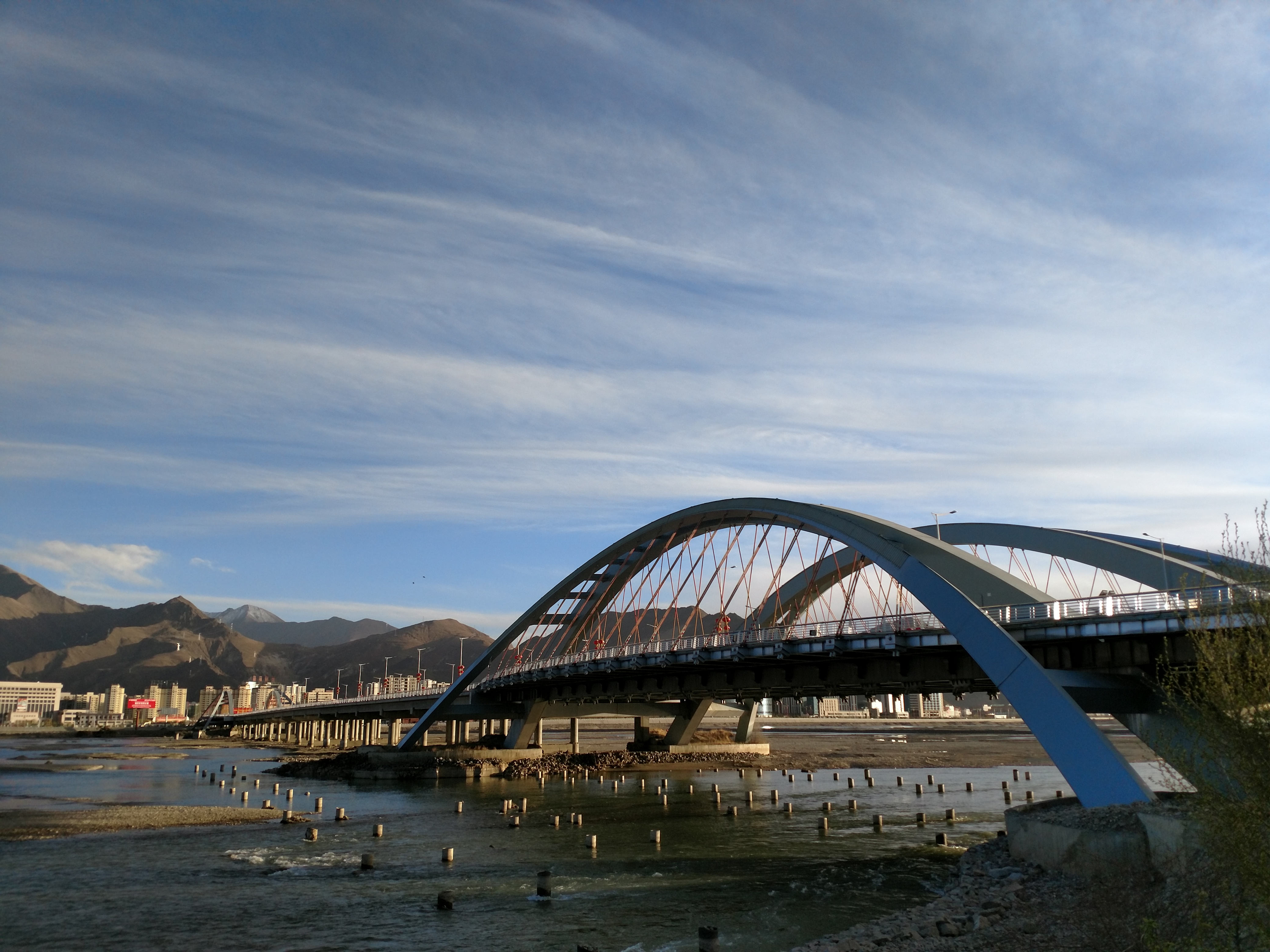 拉萨河特大桥图片