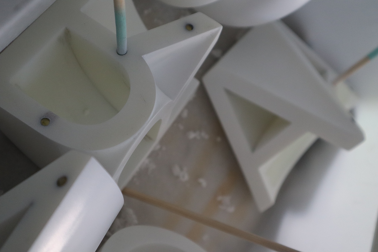 椎拍輐断 与物宛转