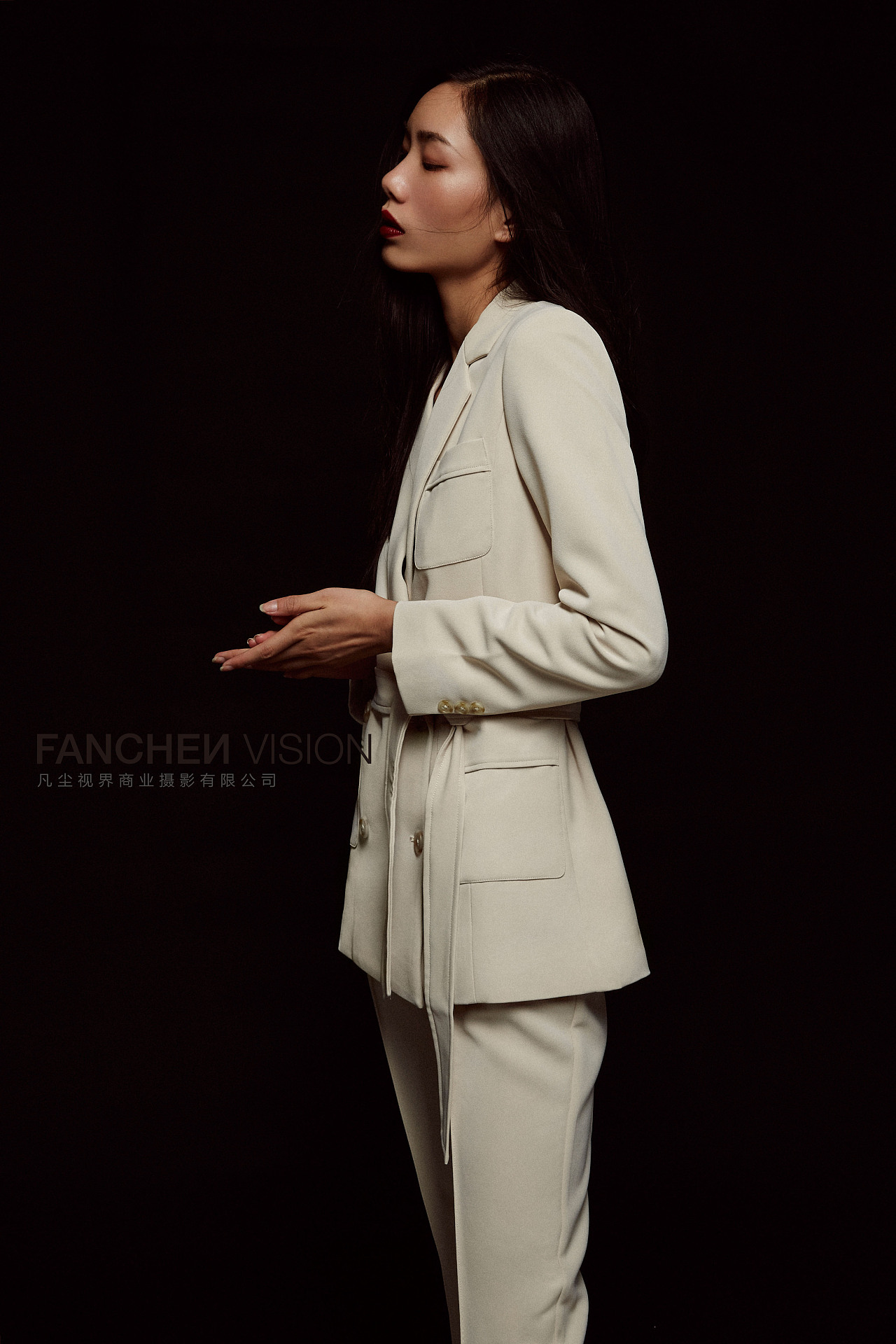 武汉凡尘视界商业摄影 时尚服装杂志拍摄