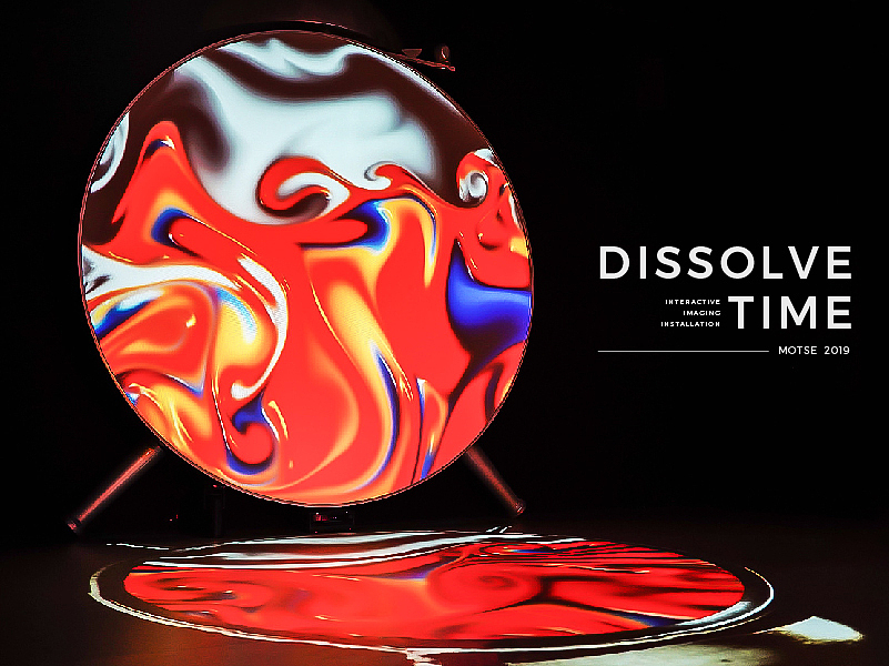 交互影像装置 | 展览作品 ·《溶解时间》