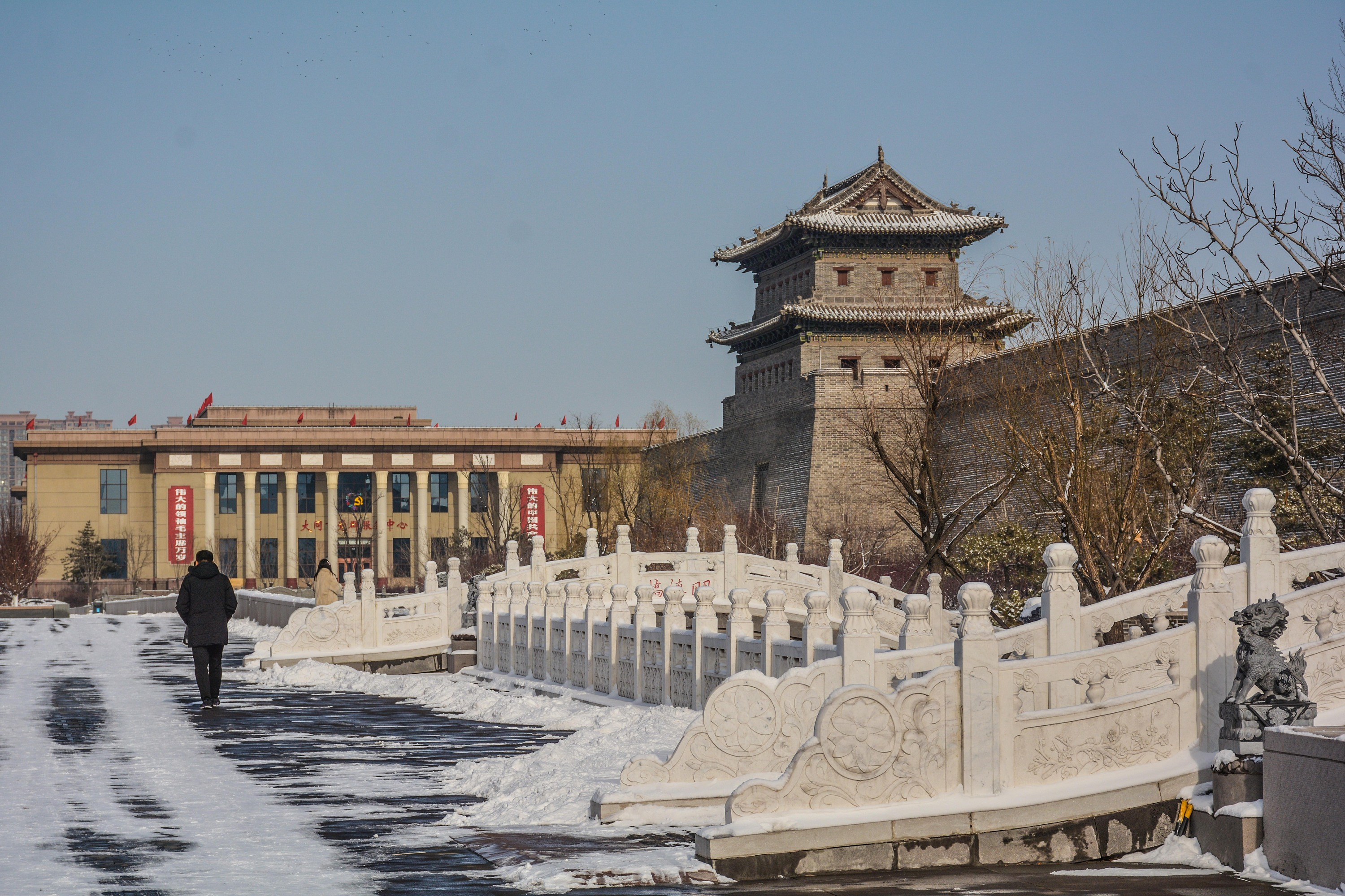 雪后的大同古城墙