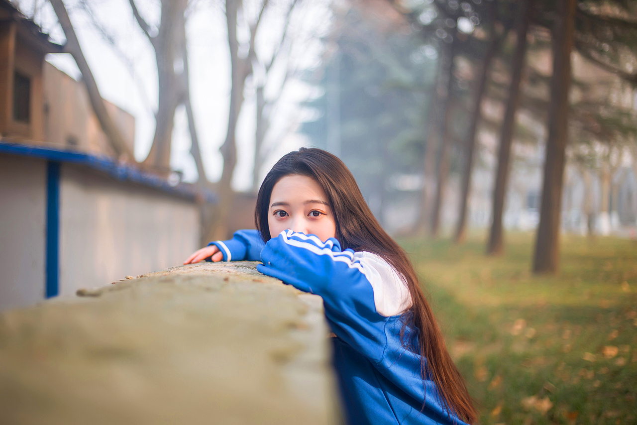 你说青春年少不怕风雨迢迢