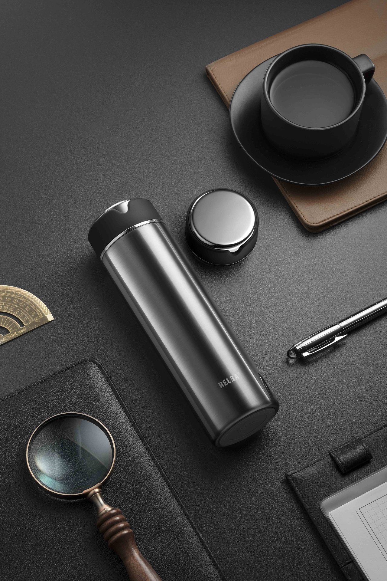 办公场景之#办公桌上的温暖#商业摄影#（图ZMTQyNDMyNTc2） - 产品摄影 - 站酷设计师管君廷原创素材 - 站酷ZCOOL