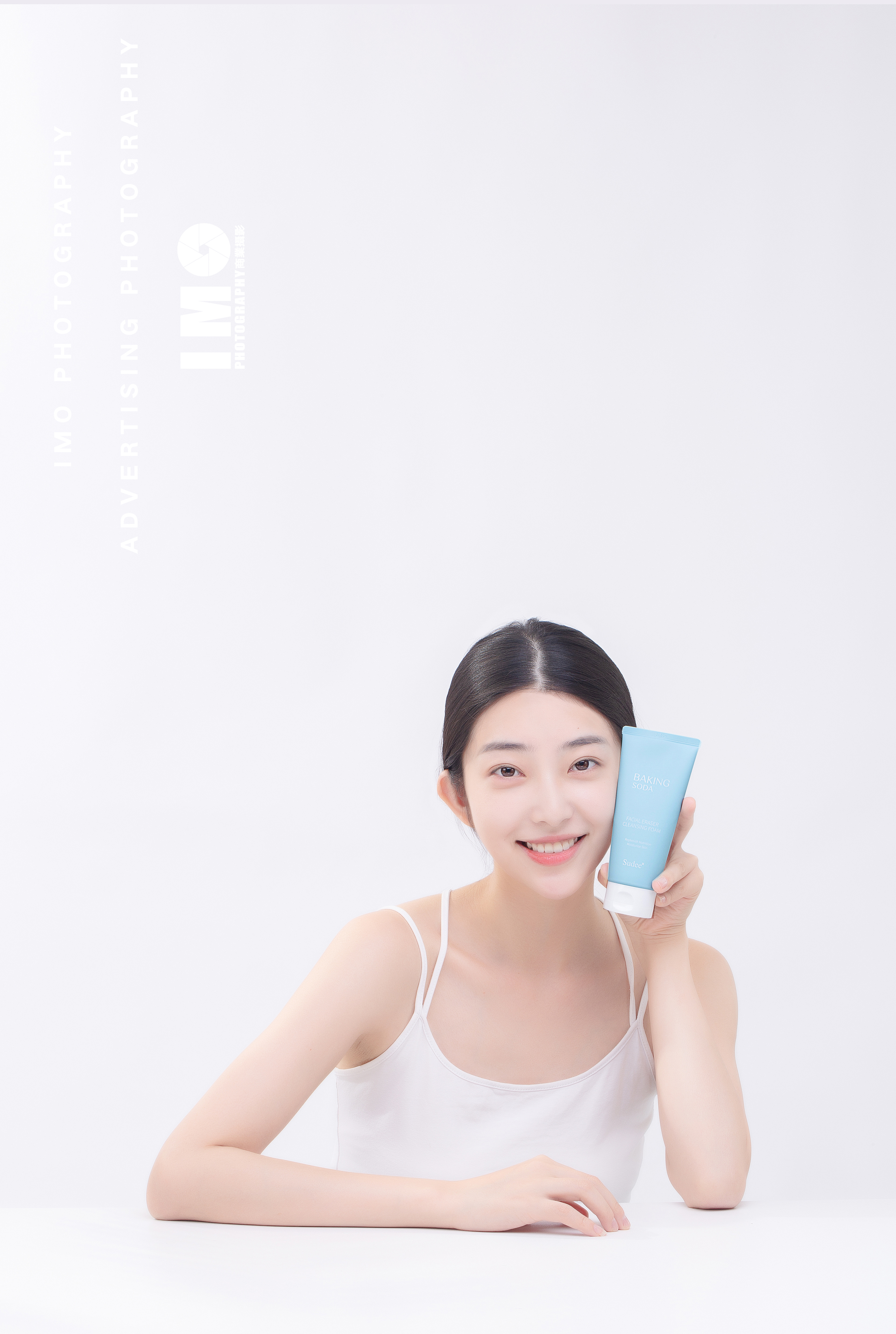 模特产品拍摄护肤品客片_艺缪文化传播-站酷zcool