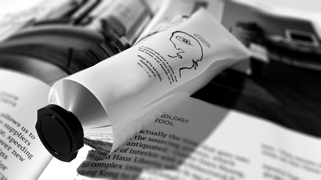 "la vie en rose"--护手霜包装