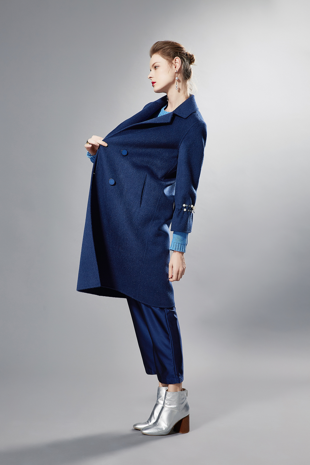 动作就是语言 对于一个摄影师 要的只是一瞬息间的美