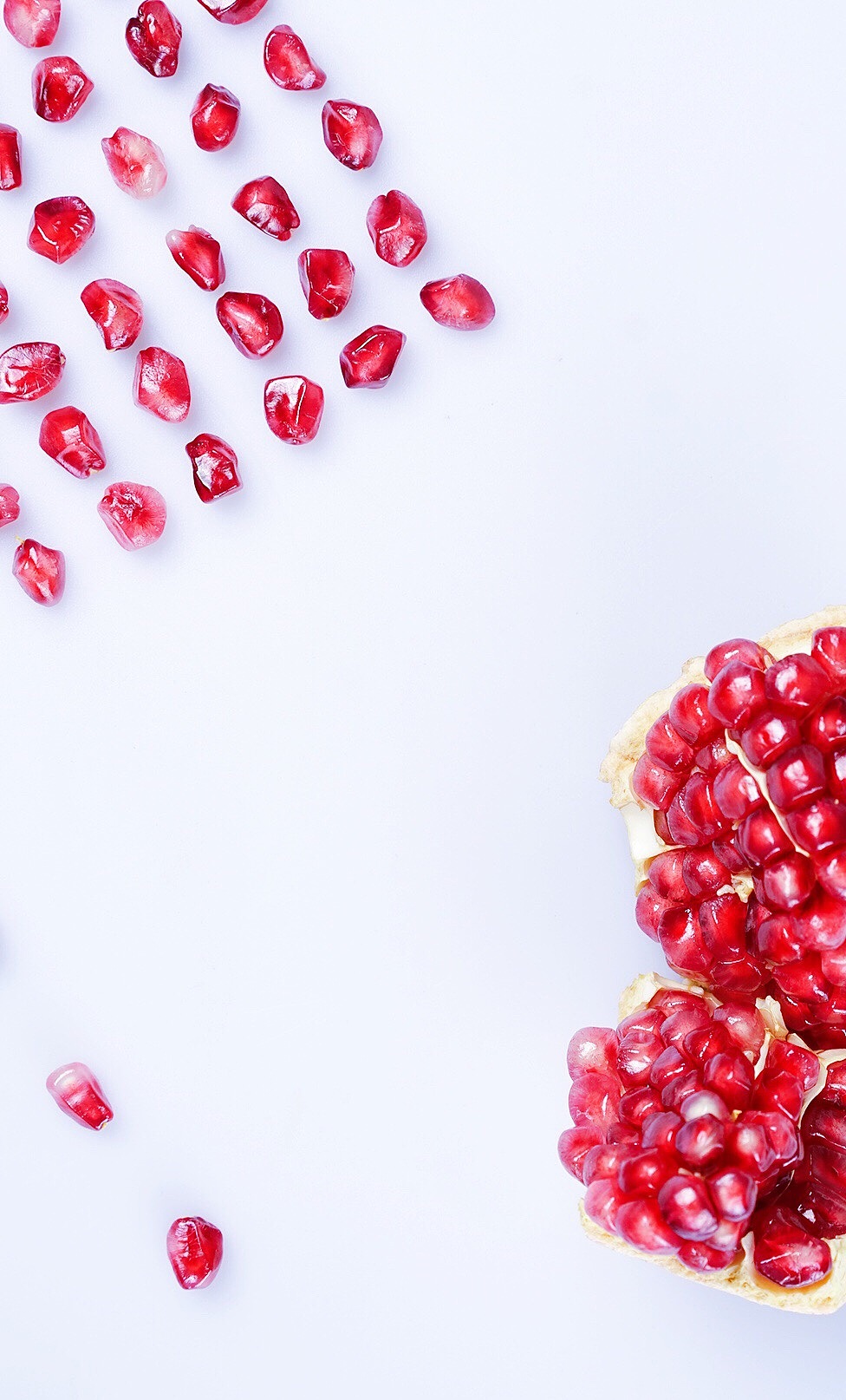 干涩的秋天就需要一抹让人沉醉的石榴红.