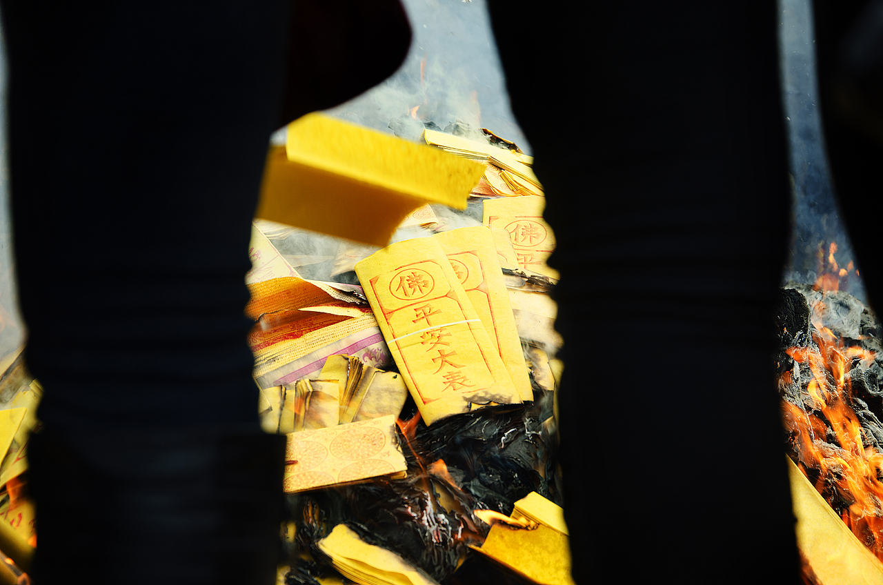 大年初五拜佛见闻（图ZMjQ5MDM1ODg=） - 图案 - 站酷设计师DING1MAN原创素材 - 站酷ZCOOL