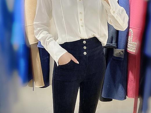 INS最新款牛仔裤