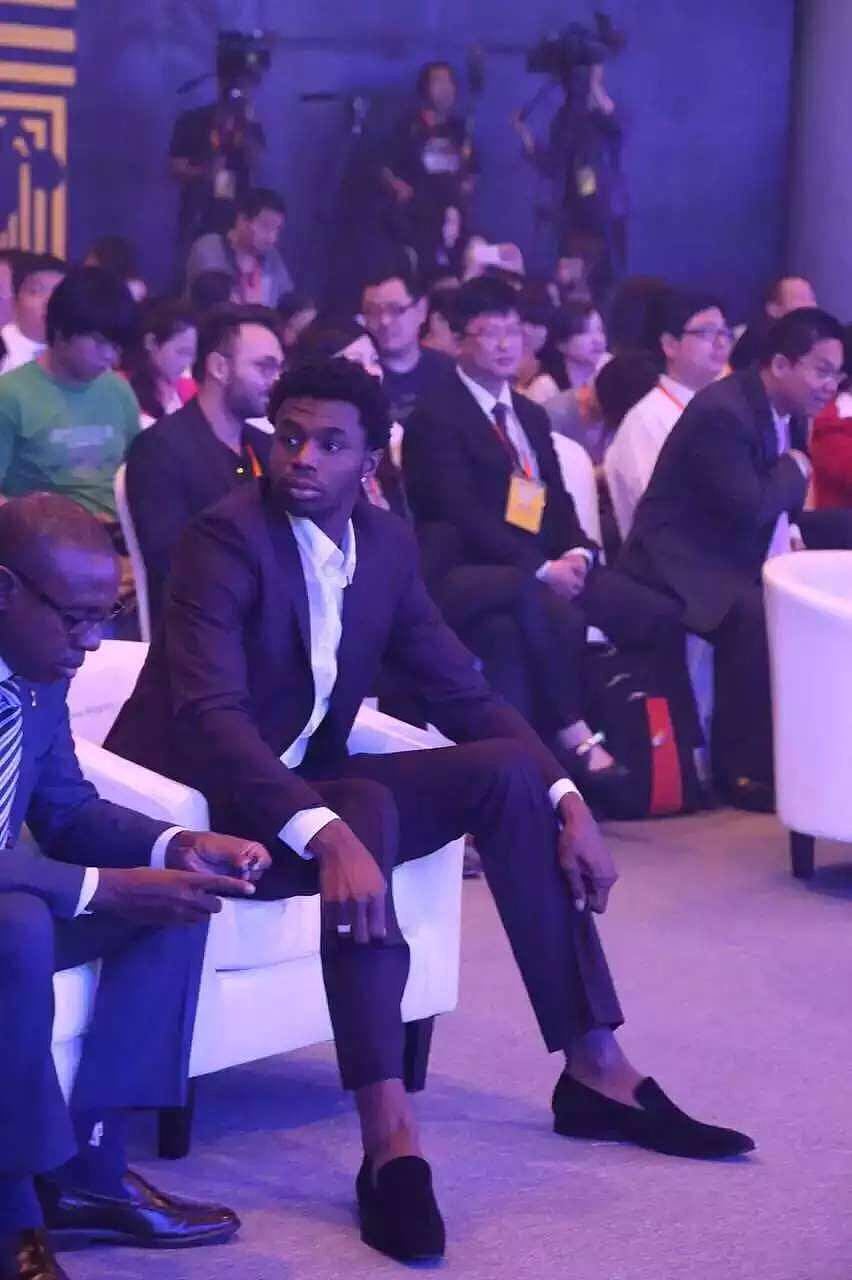 康师傅和NBA战略合作发布会（图ZMzEwNTgxMTI=） - 其他三维 - 站酷设计师楠锅原创素材 - 站酷ZCOOL