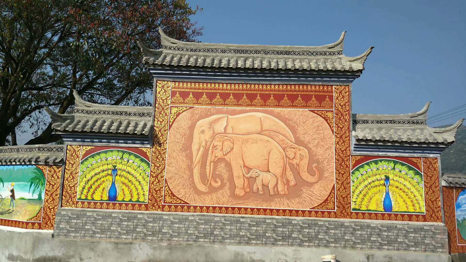 傣族文化墙体彩绘手绘墙画德宏西双版纳傣族墙体彩绘