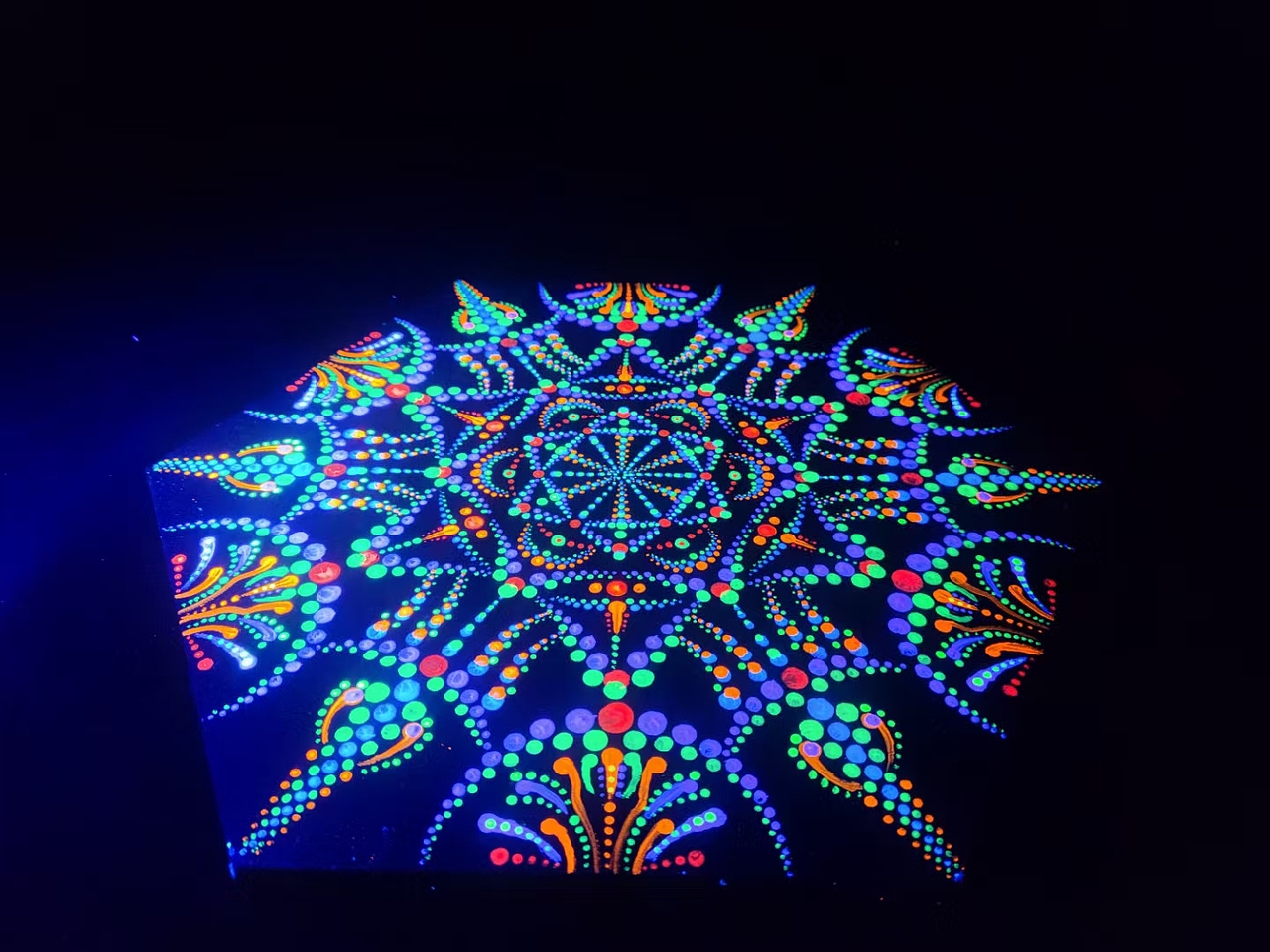 荧光点画醒狮🐲