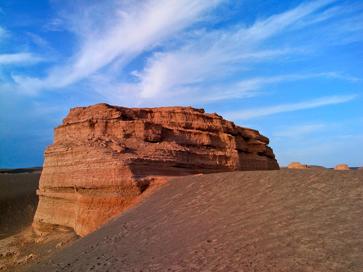 12年6月，兰州-嘉峪关-敦煌-西安（图ZNzI3MjMwNA==） - 风光摄影 - 站酷设计师blue_hermit原创素材 - 站酷ZCOOL