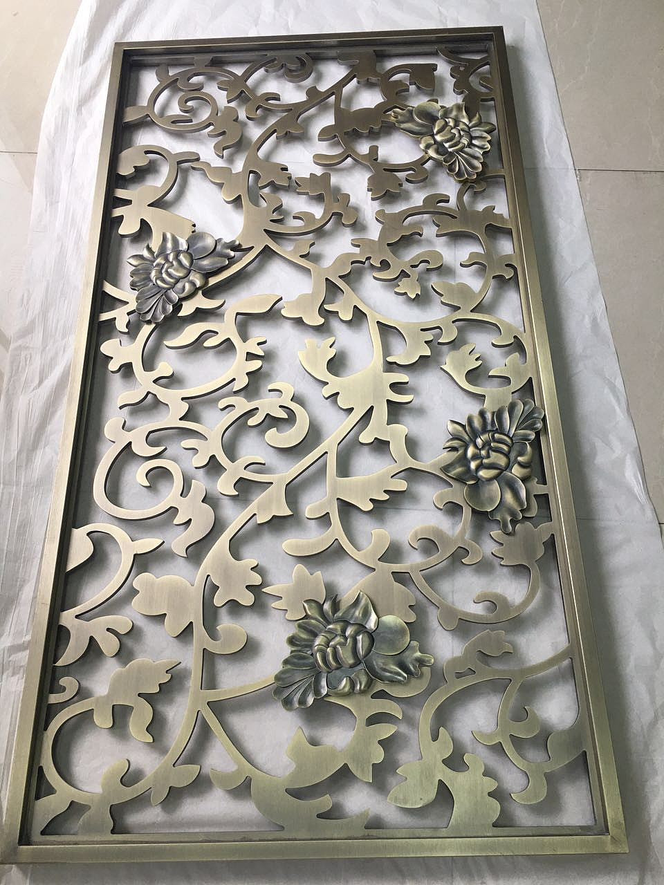 中式奢华铝屏风 众钰满足各式各样的艺术屏风追求（图ZMjY3NjY1OTE2） - 其他 - 站酷设计师众钰屏风护栏原创素材 - 站酷ZCOOL