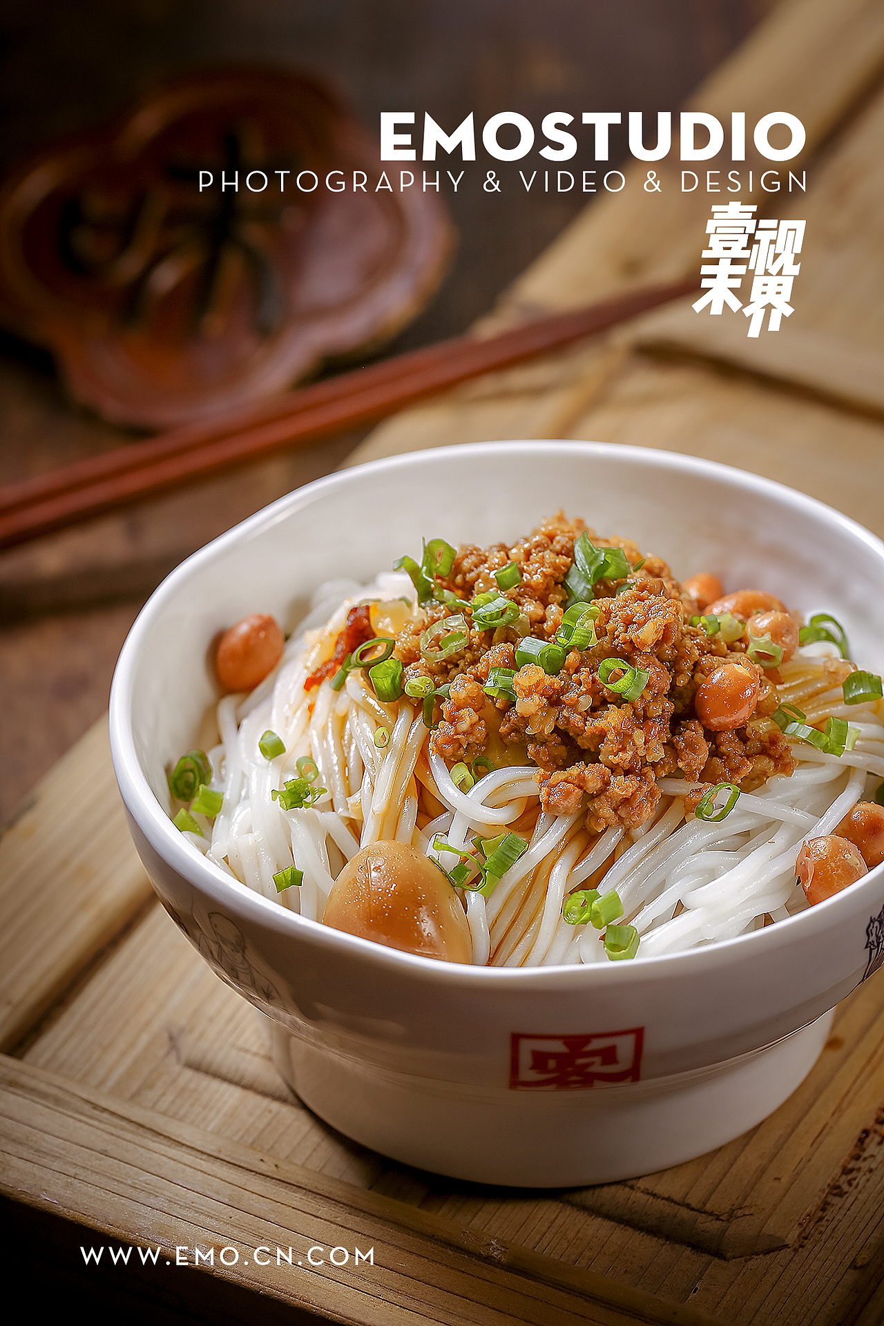 中期升级的一次餐具,更加标准化