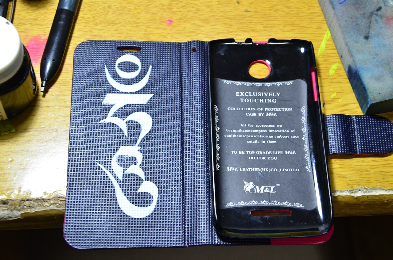 里面也不放过,一天画完。