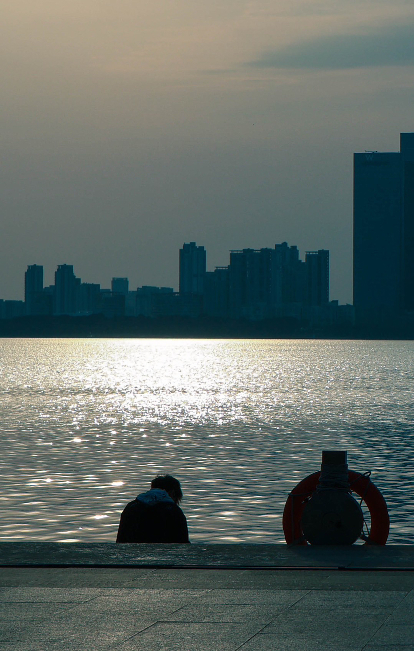 《金鸡湖日落》