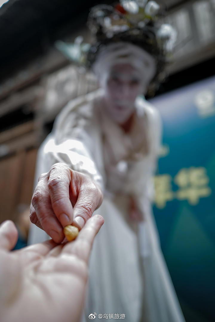 小镇大戏,戏如人生